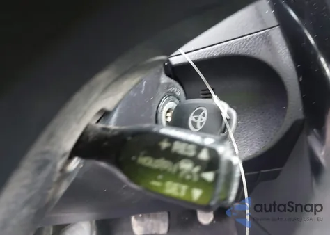 2018 Toyota Corolla Le from USA, damaged, VIN 2T1BURHE5JC095616